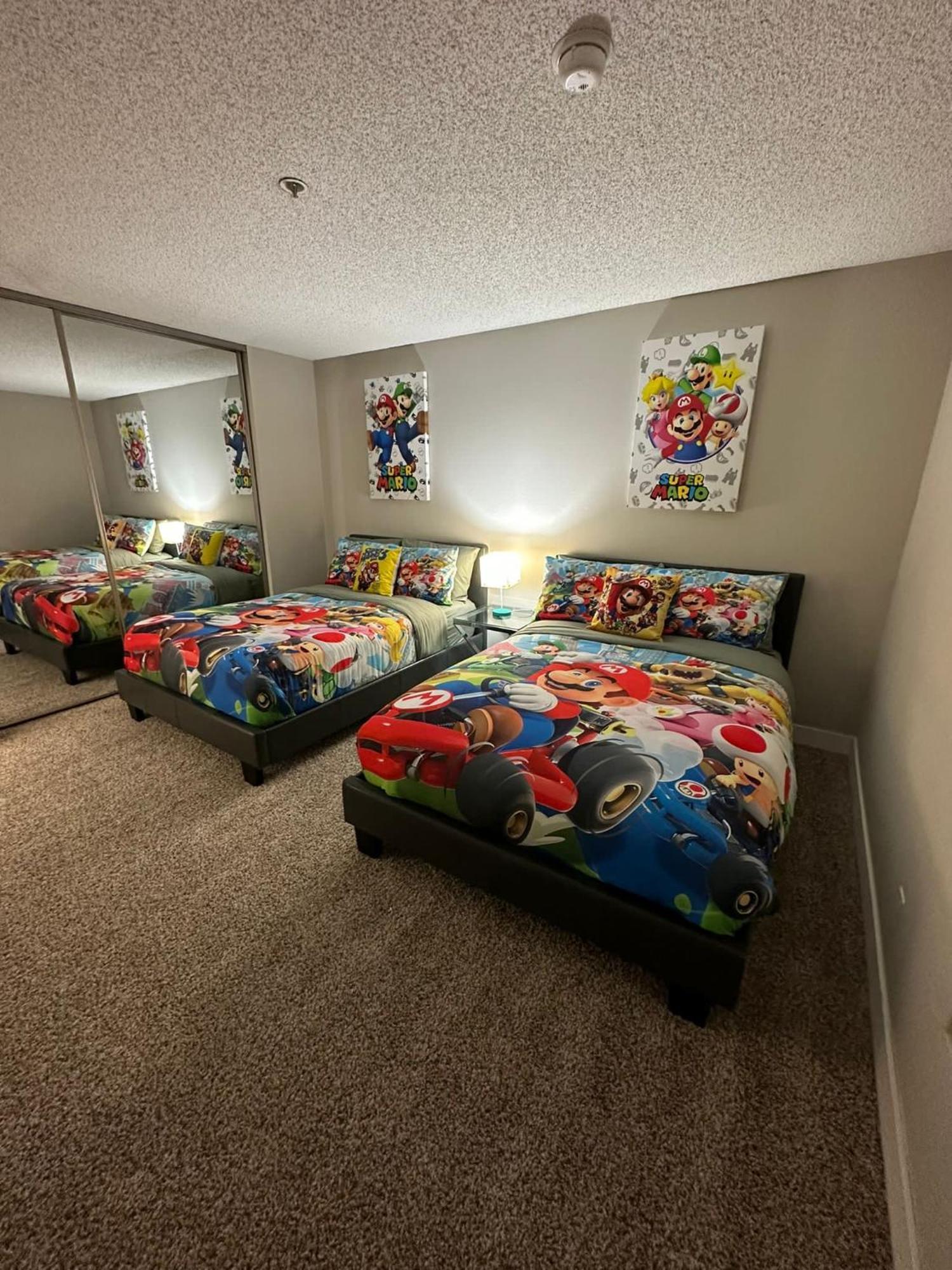 Hollywood Apartment Mario&Gucci With Pool Los Angeles Exterior photo